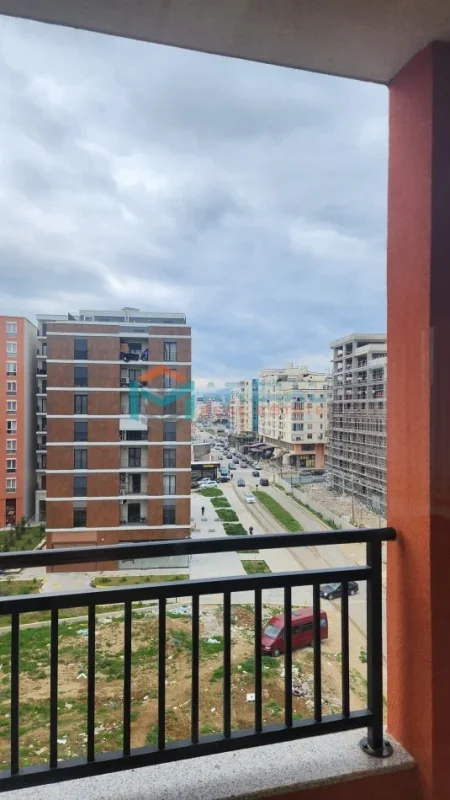 Tirane, jap me qera apartament 2+1+Ballkon Kati 5, 110 m² 550 € (Bulevardi Kashar)