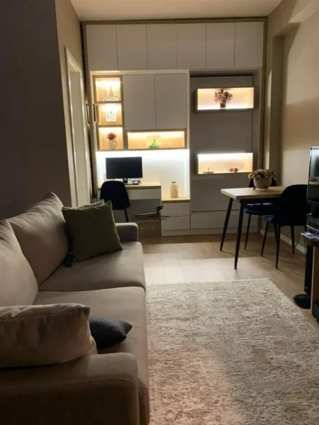 Tirane, shitet garsonier 1+1 Kati 1, 42 m² 66.000 € (KOMPLEKSI MANGALEM)