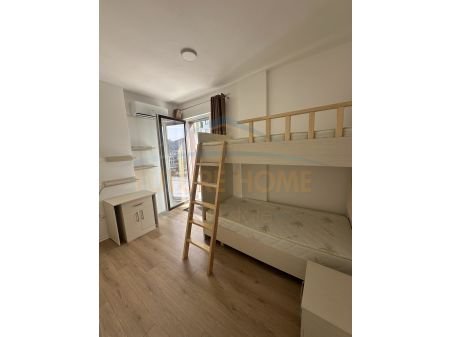 Tirane, jepet me qera apartament 2+1 Kati 5, 135 m² 600 € (YZBERISHT,KOMPLKESI GRAND GALLERY)