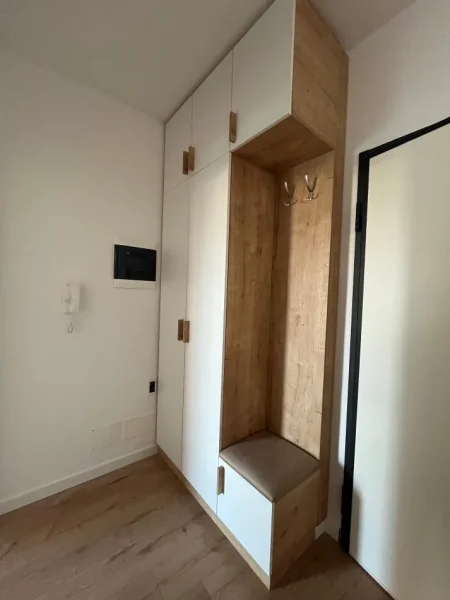 Tirane, jap me qera apartament 1+1+Ballkon Kati 2, 70 m² 700 € (Don Bosko, Trio Tower Residence)
