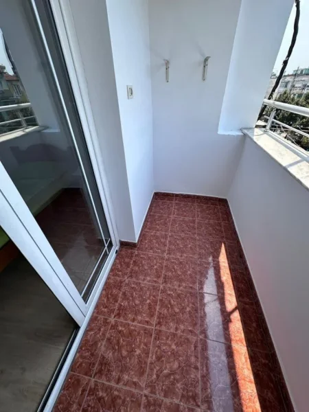 Tirane, shitet apartament 2+1+Aneks+Ballkon Kati 4, 72 m² 147.000 € (Buzë Rrugës Bardhyl)