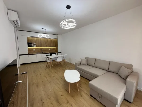 Tirane, jepet me qera apartament 1+1+Ballkon Kati 2, 67 m² 700 € (don bosko)