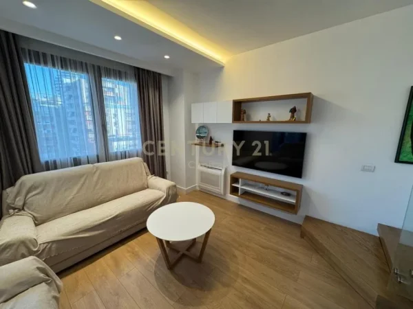 Tirane, jepet me qera apartament 3+1+Aneks+Ballkon Kati 6, 170 m² 1.500 € (Barrikada)