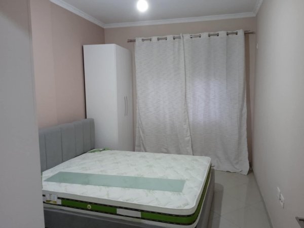 Tirane, jepet me qera apartament 2+1 Kati 4, 107 m² 520 € (Astir)