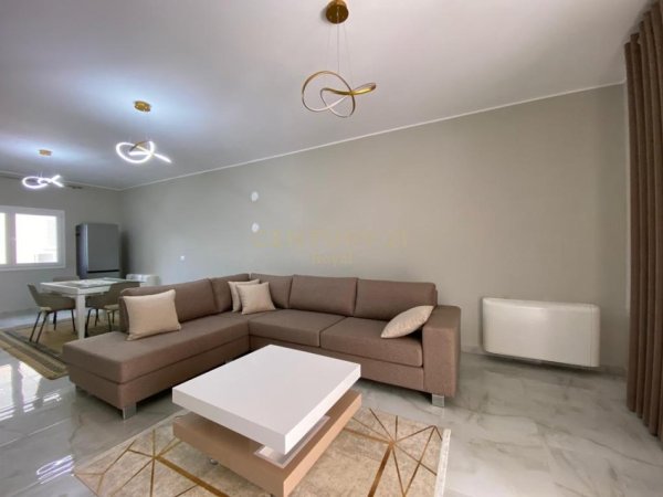 Tirane, jepet me qera apartament 2+1+Aneks+Ballkon Kati 1, 142 m² 900 € (Rr. Elbasanit , Vilat Gjermane)