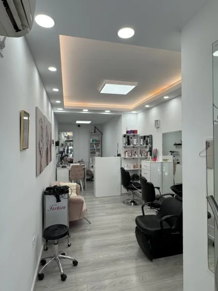 Tirane, Shitet  Biznesi Kati 0, 25 m² (Nikolla Tupe)