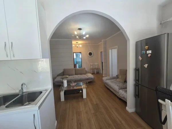 Tirane, shitet apartament 2+1+Aneks Kati 5, 74 m² 93.000 € 