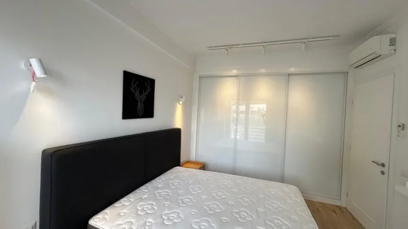 Tirane, shitet apartament 2+1 Kati 2, 77 m² 