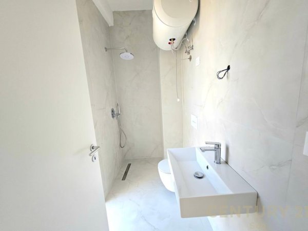 Tirane, jepet me qera Vile 1 Katshe , 335 m² 1.200 € (Farke , ABA Residence)