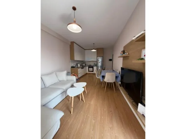 0683487469 Tirane, shitet apartament 2+1 Kati 8, 75 m² 118.000 € (KOMPLEKSI UNIVERS CITY)