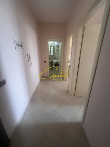 Tirane, shitet apartament 1+1+Ballkon Kati 8, 77 m² 105.000 € (ASTIR)