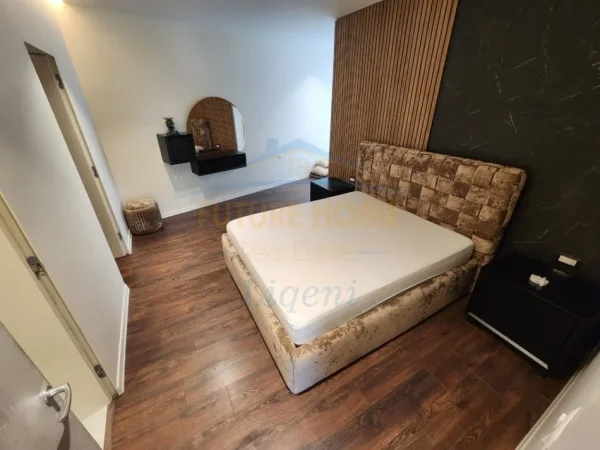 0683487469 Tirane, jepet me qera apartament 2+1 Kati 1, 115 m² 1.200 € (Liqeni i Thate , Rruga Hamdi Garunja)