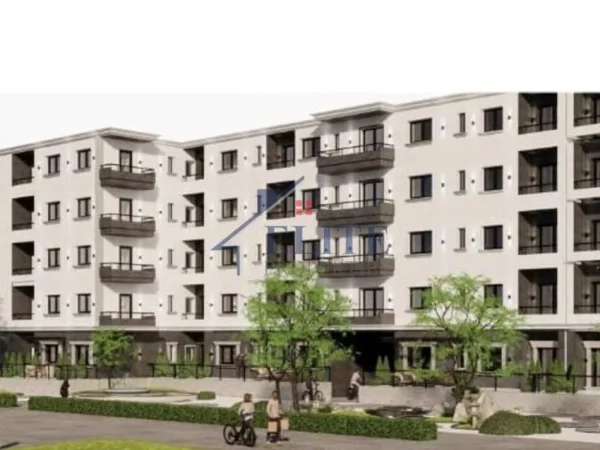 Tirane, shitet apartament 2+1+Ballkon Kati 3, 100 m² 80.000 € (Kamez)