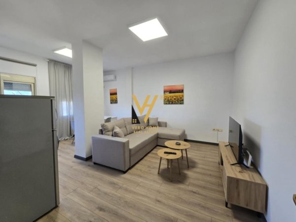 Tirane, jepet me qera apartament 2+1+Ballkon Kati 5, 90 m² 650 € (KRISTAL CENTER)