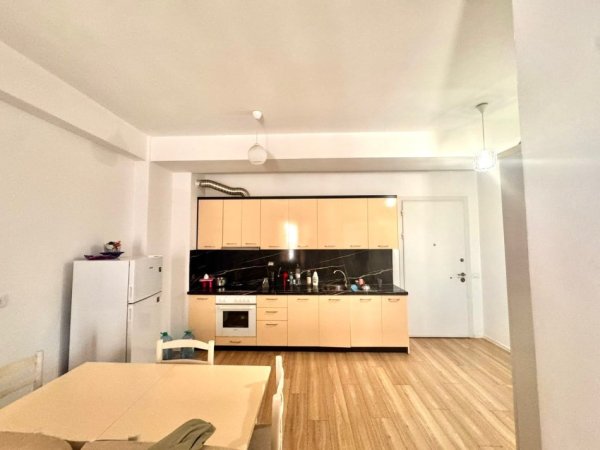 Me Qera : 2+1 📍Ali Dem (Kompleksi Mangalem✨️) - 500€ || S.80m² - Kt.2