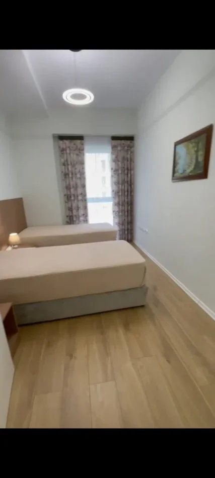 Tirane, shes apartament 2+1+Ballkon Kati 6, 92.1 m² 237.500 € (Siri Kodra, kompleksi Siri 2)