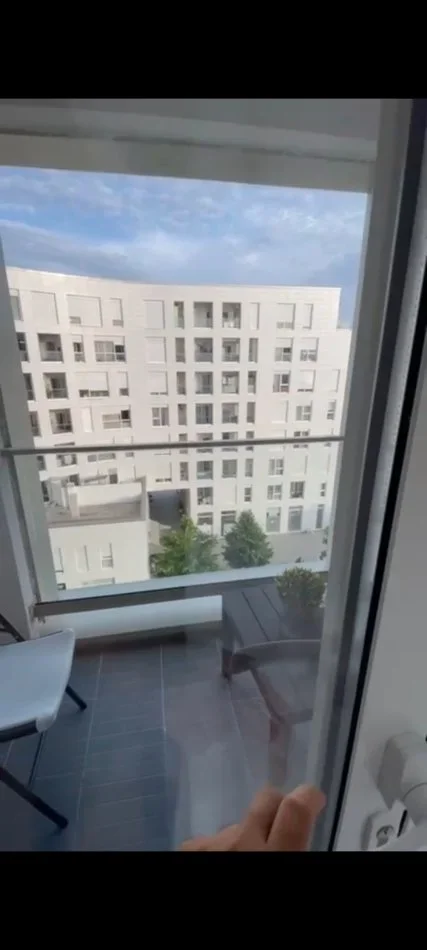 Tirane, shes apartament 2+1+Ballkon Kati 6, 92.1 m² 237.500 € (Siri Kodra, kompleksi Siri 2)