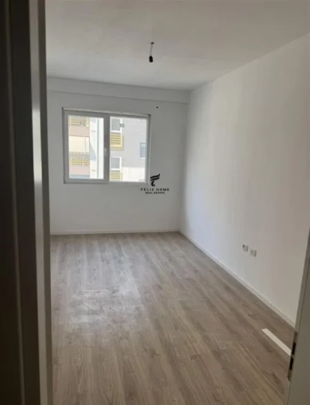 Tirane, shitet apartament 1+1 Kati 6, 76 m² 127.000 € (KOMPLEKSI 388)
