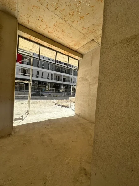 Njësi Biznesi për Shitje tek Univers City