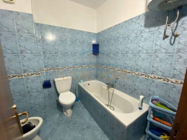 Durres, jepet me qera apartament 2+1 Kati 6, 117 m² 550 € 