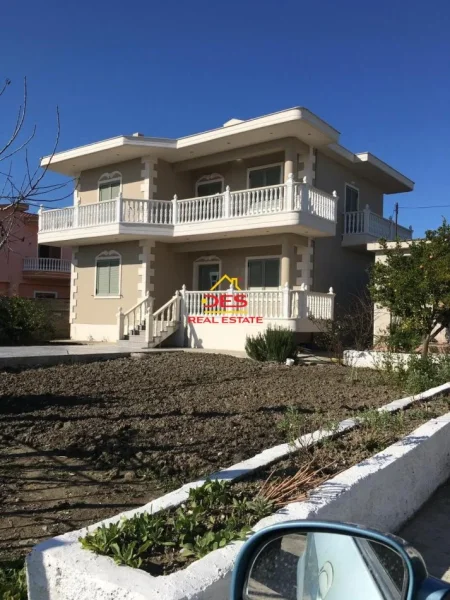 Vlore, shitet Vile 4+1+Ballkon Kati 2, 190 m² 185.000 € (Novoselë)