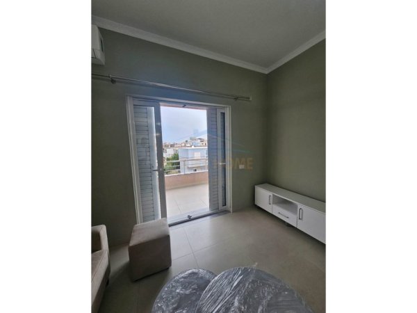Durres, jepet me qera apartament 2+1 Kati 2, 90 m² 400 € 