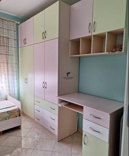 Tirane, jepet me qera apartament 2+1 Kati 7, 101 m² 400 € (RRUGA IDRIZ DOLLAKU)