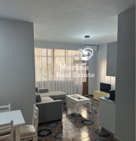 Tirane, jepet me qera apartament 2+1 Kati 1, 100 m² 550 € (Ish Parku i Autobusave)