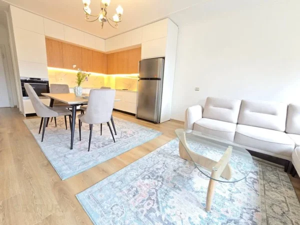 Tirane, jepet me qera apartament 2+1+2 Kati 5, 120 m² 1.150 € (Rruga Reshit Collaku, Shallvaret Tirane)