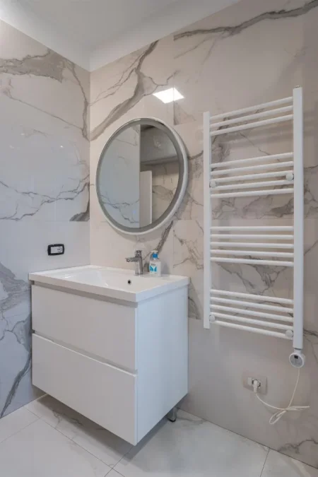 Tirane, shitet apartament 3+1+Ballkon Kati 3, 139 m² 360.000 € (21 Dhjetori)