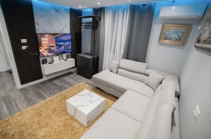 Tirane, jepet me qera shtepi 2+1 Kati 0, 60 m² 551 € (Frosina Plaku)