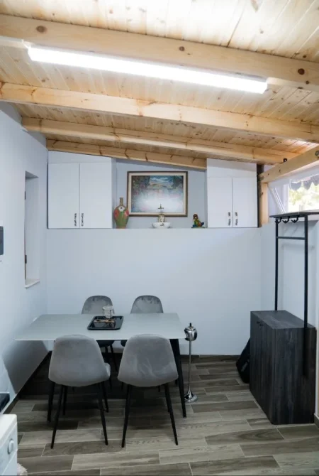 Tirane, jepet me qera shtepi 2+1 Kati 0, 60 m² 551 € (Frosina Plaku)