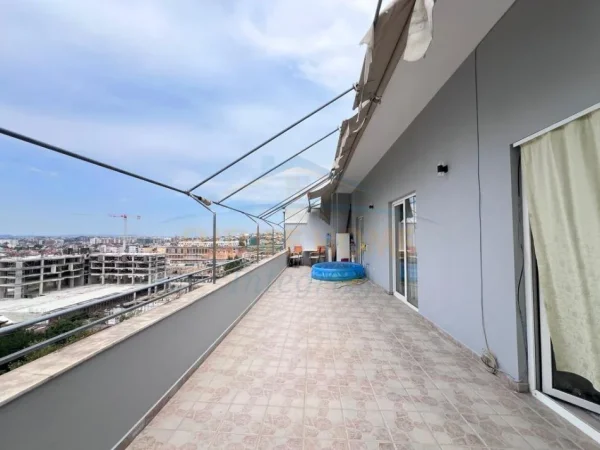 0683487469 Tirane, jepet me qera apartament 2+1 Kati 8, 115 m² 780 € (Rruga 5 Maji)