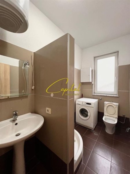 Tirane, jepet me qera apartament 2+1+Ballkon Kati 5, 85 m² 430 € (KINOSTUDIO)