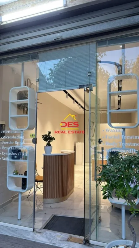 Vlore, shitet ambjent biznesi Kati 0, 35 m² (Rruga Zaho Koka)