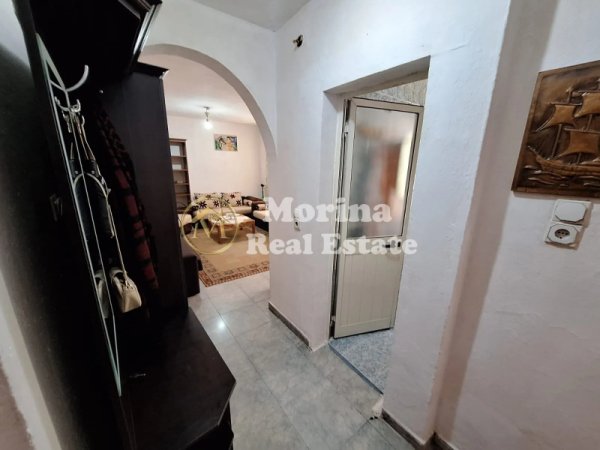 Tirane, jepet me qera apartament 1+1 Kati 2, 60 m² 350 € (Selvia)
