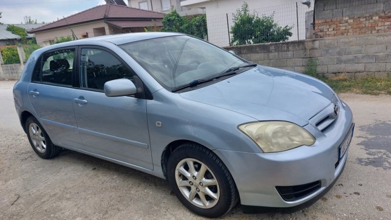 Shqiperi, shes makine Tojota Benzin+Gaz, blu e hapur manuale Klima 304.000 km 1 €