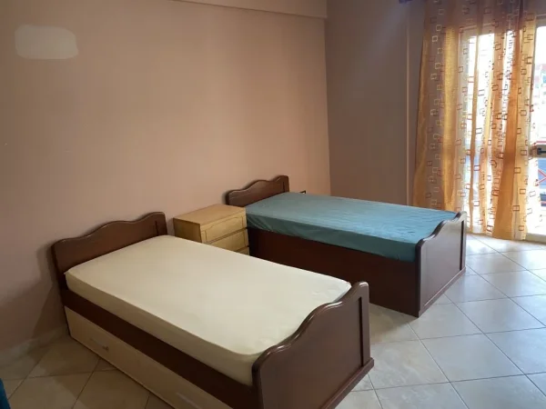 🏡 Jepet Apartament 2+1 me Qera te Fusha Ali Demit, Tiranë