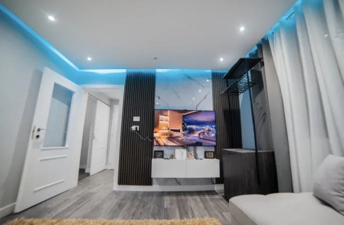 Tirane, jap me qera shtepi 2+1 Kati 0, 550 € (Frosina Plaku)