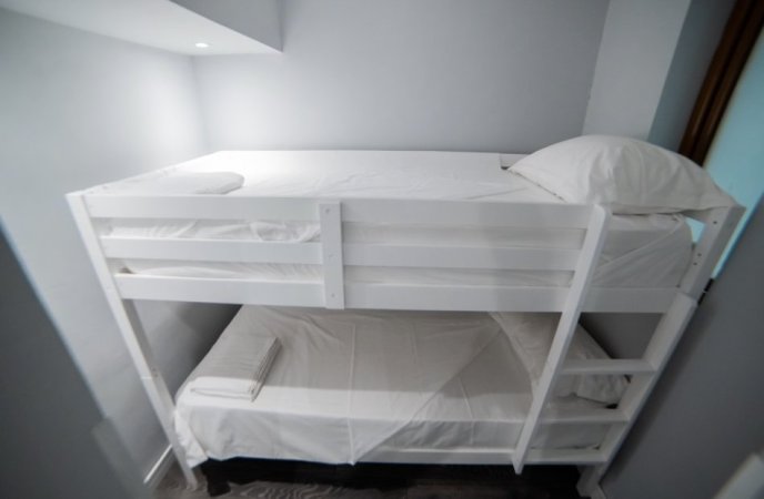 Tirane, jap me qera shtepi 2+1 Kati 0, 550 € (Frosina Plaku)