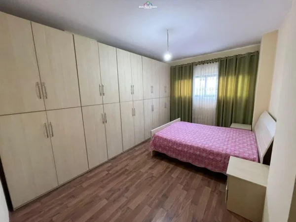 Tirane, jepet me qera apartament 2+1 Kati 2, 110 m² 600 € (Don Bosko)
