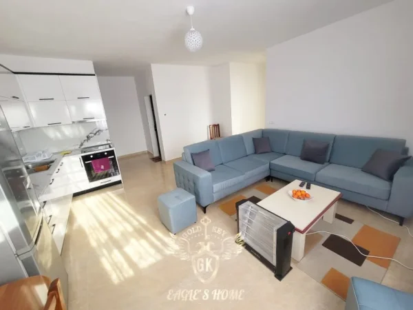 Durres, jepet me qera apartament 2+1+Ballkon Kati 4, 111 m² (qera • 2+1 + ballkon Adresa: Karburant Pernoca)