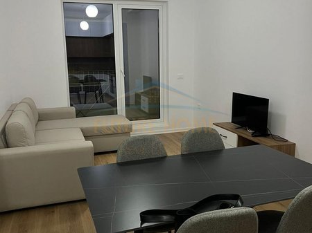 Tirane, shitet apartament 1+1+Ballkon Kati 2, 61 m² 90.000 € (Ali Demi)