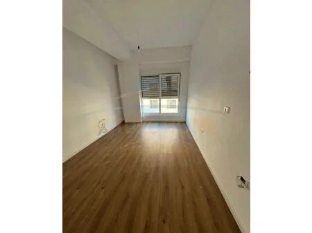 Tirane, shitet apartament 1+1+Ballkon Kati 6, 61 m² 85.400 € (Ali Demi, Rezidenca Kaimi)