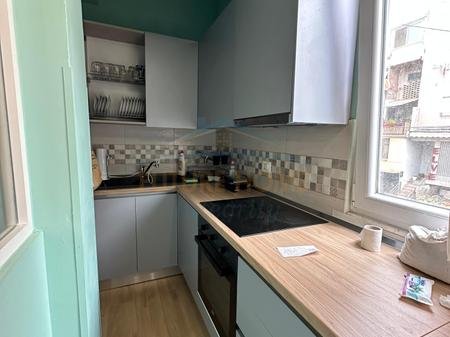 Tirane, jepet me qera Vile 3 Katshe Kati 0, 150 m² 1.200 € (Shkolla e Baletit, Rruga Vath Korreshi)