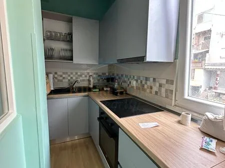 Tirane, jepet me qera Vile 3 Katshe Kati 0, 150 m² 1.200 € (Shkolla e Baletit, Rruga Vath Korreshi)