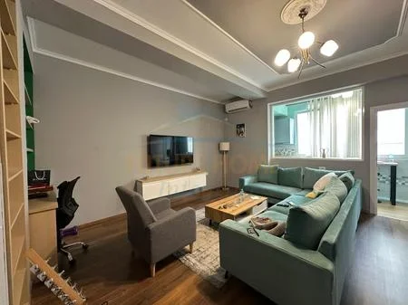 Tirane, jepet me qera Vile 3 Katshe Kati 0, 150 m² 1.200 € (Shkolla e Baletit, Rruga Vath Korreshi)