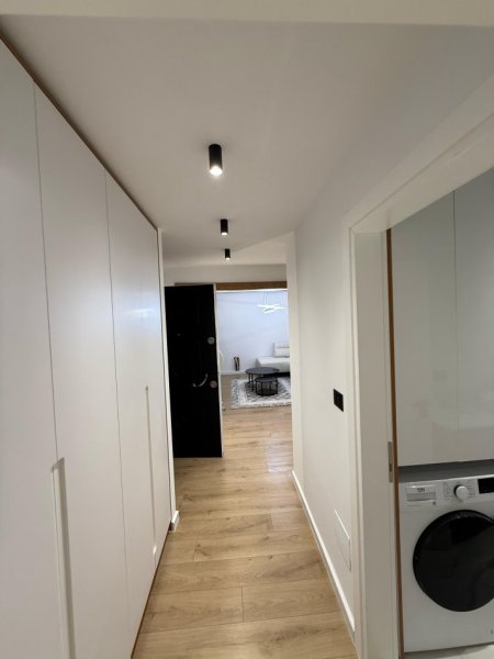 Tirane, jepet me qera apartament 1+1+Ballkon Kati 2, 1.000 € (Qender, Piazza)