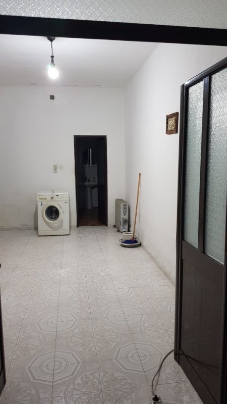 Tirane, jap me qera shtepi 3+1 Kati 0, 140 m² 310 € (Rruga Shaban Bardhoshi)