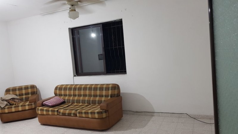 Tirane, jap me qera shtepi 3+1 Kati 0, 140 m² 310 € (Rruga Shaban Bardhoshi)